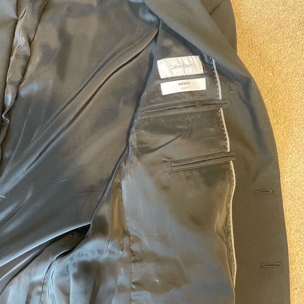 Men's Calvin Klein Suit - Picture 2 of 6